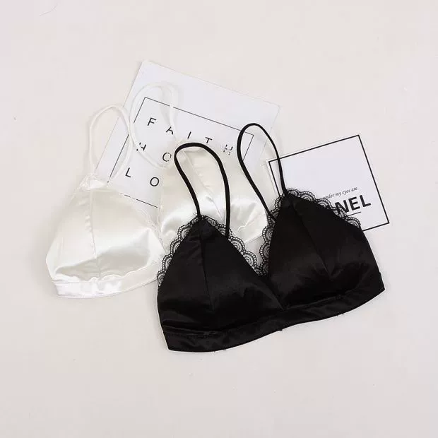 Mùa hè Bikini đen và trắng rắn màu đơn giản Halter ngực Pad mỏng bikini Bra đồ lót gợi cảm phụ nữ bikini đi biển