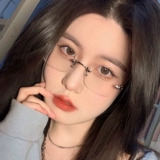 Бесплатный стиль чистого желания может быть сопоставлена ​​с цифровой версией корейской версии Tide Super Light Ceroration Прозрачный сетевый красный золотой шелк