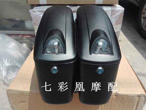 Applicable to the American Prince Storm Prince Box CA250 GZ125HS GZ150 DD250 side box hanging box