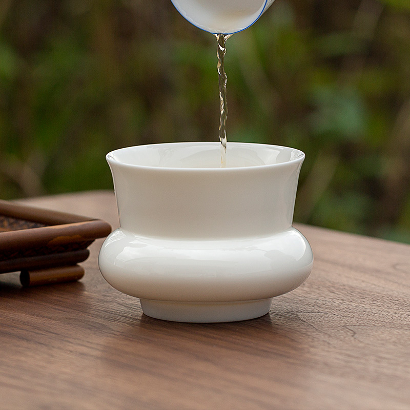 Jun ware dehua white porcelain water jar to build water ceramic tea to wash to the small Japanese zen tea dry mercifully cup hot washing cylinder cylinder