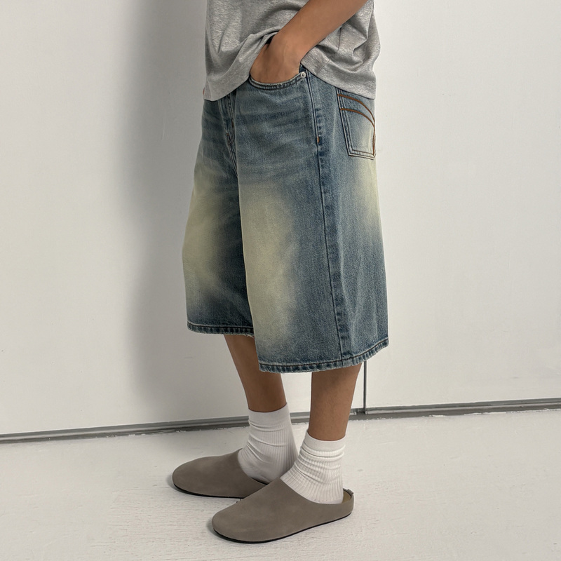 Haonanhuang 13.5oz Heavy-Duty Washed and Distressed Whiskered Honeycomb Loose Straight-Leg Denim Shorts