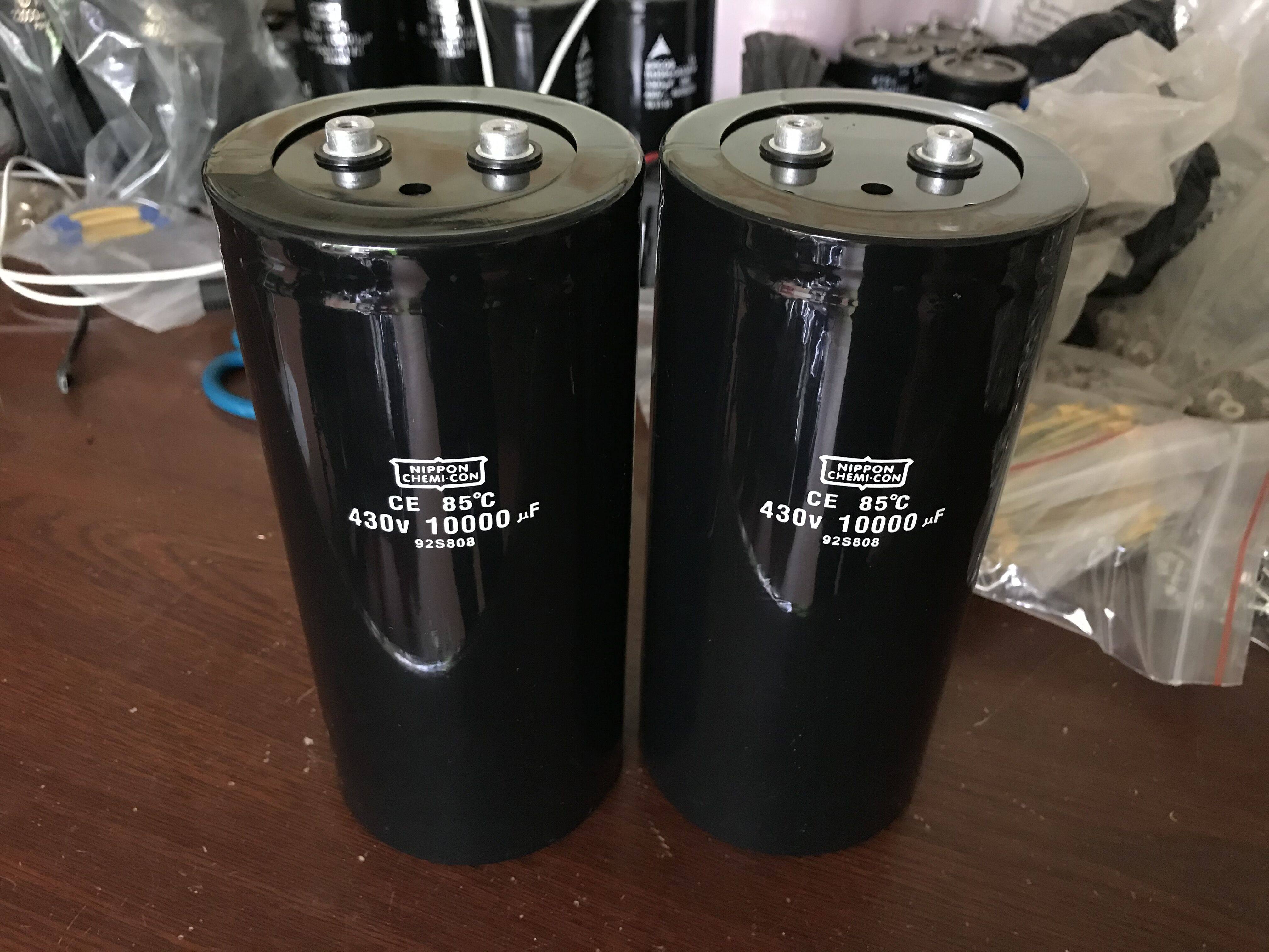 Japan Black Diamond Screw Pin 430V10000UF Generation 450V Inverter Energy Storage Electrolytic Capacitor