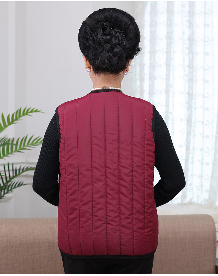 Mùa thu và mùa đông mẹ già bà trung và già xuống áo vest nữ cộng với nhung dày dày áo vest nữ hàng hiệu