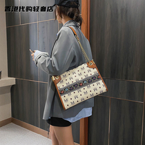 French official womens bag large capacity tote bag 2021 new retro light extravagant single shoulder bag texture inclined satchel