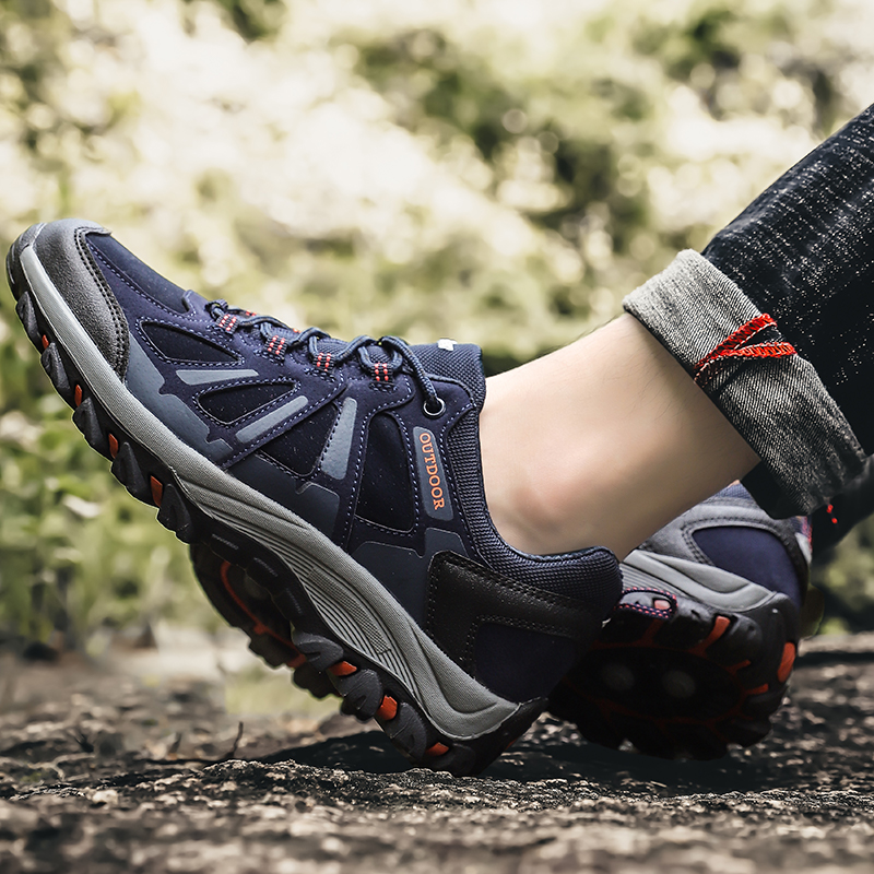Mountaineering shoes men's autumn non-slip wear-resistant hiking shoes couple outdoor sports travel shoes women's breathable lightweight mountaineering shoes