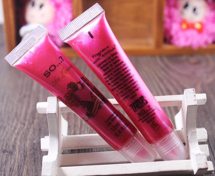 Cửa hàng Quà tặng Dưỡng ẩm Rose Red Lip Gloss 1 Yuan lấy 1 người / người - Son bóng / Liquid Rouge 	son bóng không màu