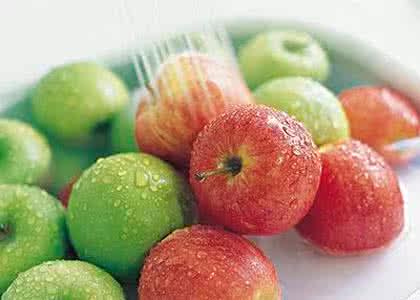 每天喝鲜榨果汁好吗 ?