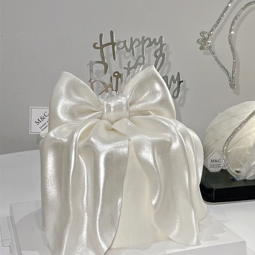 Baking Toner Turned Sugar Pearly White Silk Satin Satin Face Fairy Butterfly Knot Pearly White Powder Damp Dry Pesto Sugar Cream