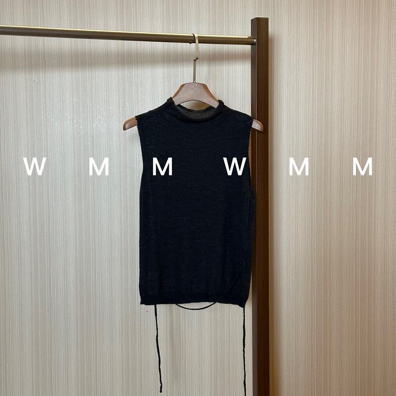 Wmm Intellectual Black and Gray Half-High Collar Sleeveless Wool Vest for Women, New Casual Versatile Fashion Comfortable Slimming Simple Style Wmm Intellectual Black and Gray Half-High Collar Sleeveless Wool Vest for Women, New Casual Versatile Fashion Comfortable Slimming Simple Style