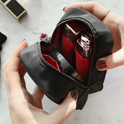 South Korean cute tennis red makeup bag softgirl with portable waterproof mini-size lipstick with red lip gloss finish bag ins