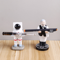 Pen holder small ornaments creative villain cute astronaut spaceman desktop storage pen shelf display rack home