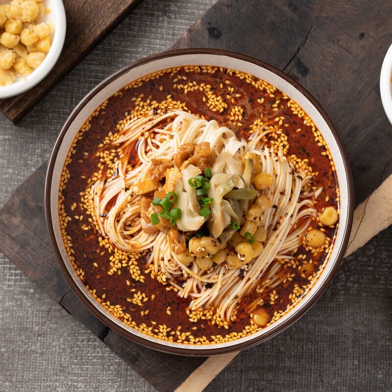 Sam seeks the world plate Chongqing noodle set (8 small bags of instant noodles and fine noodles with spicy flavor)