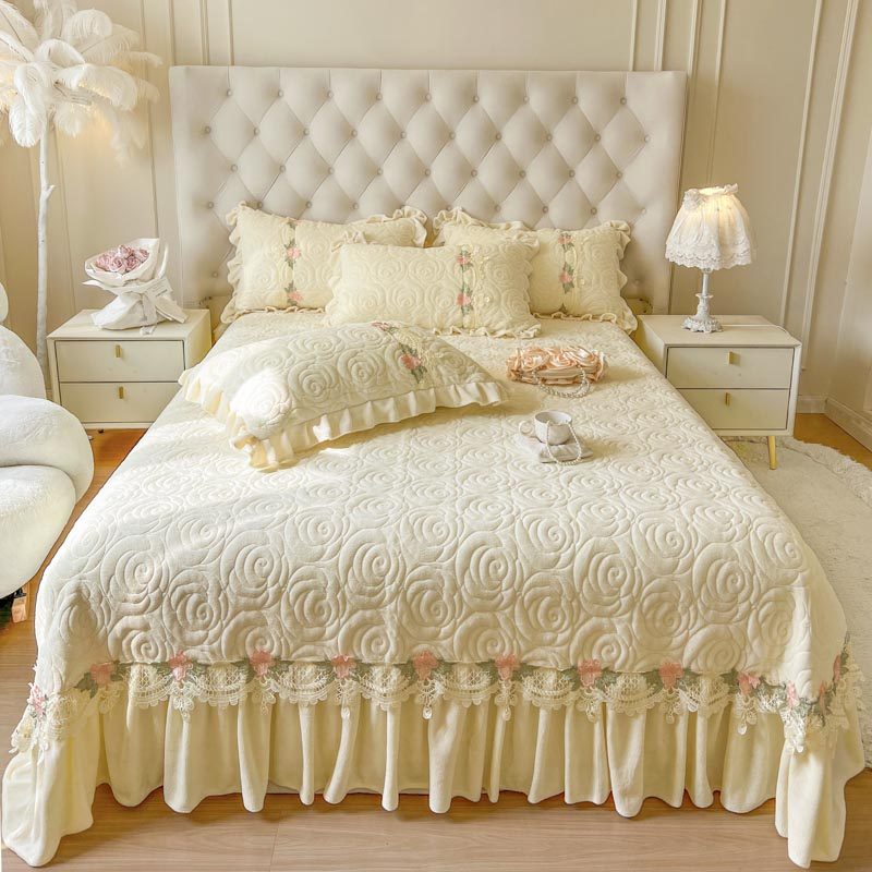 Winter Thickened Milk Velvet Lace Bed Cover Single Piece Three-Piece Set Quilted Cotton Solid Color Short Plush Lace Bed Skirt