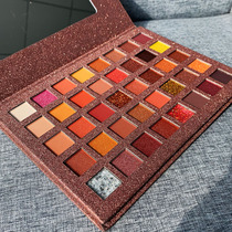 Li Jiaqi recommended eyeshadow palette ins super fire glitter pearl waterproof mashed potatoes Earth color Unicorn makeup kit