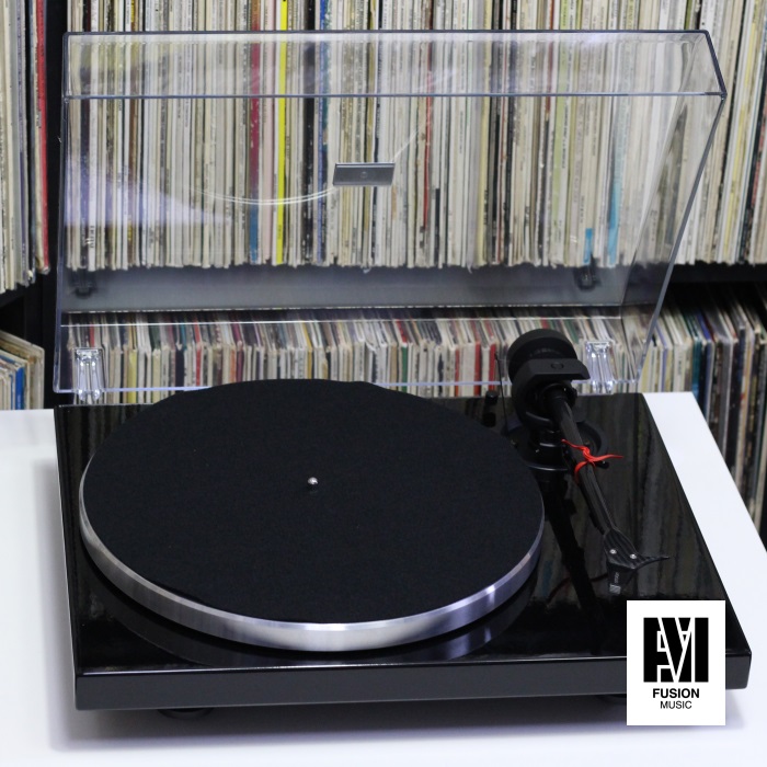 đầu đĩa than technics Pro-Ject 1Xpression Carbon Classic thể hiện trình phát vinyl LP cổ điển 	đầu đĩa than audio technica at-lpw40wn