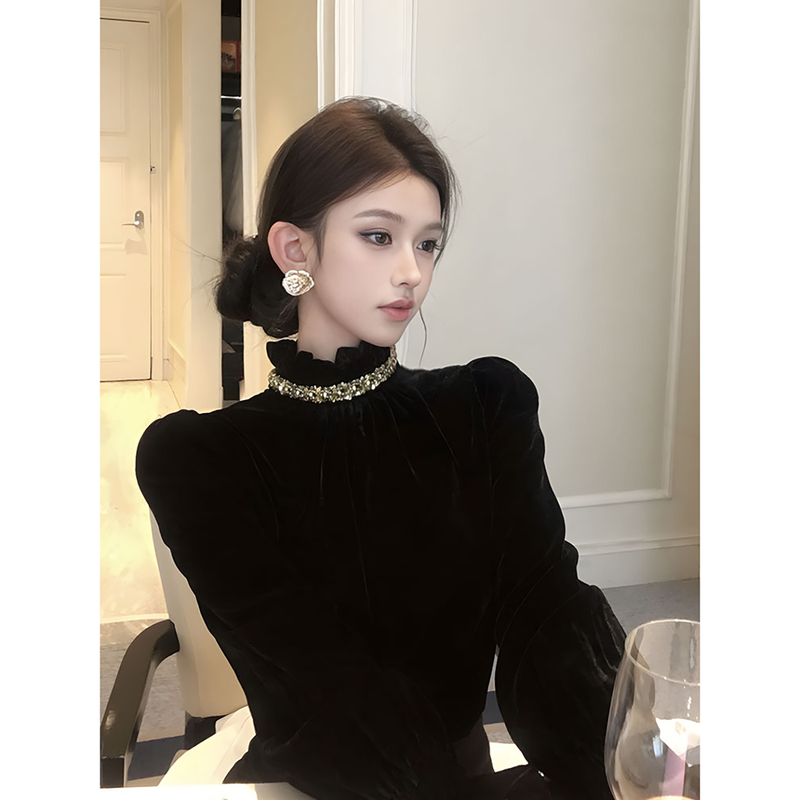Sequined Patchwork Long-Sleeved Velvet Shirt for Women, Autumn and Winter, Light Luxury, High-End Feel, Base Layer Top, French Style, Age-Reducing, Stylish Top