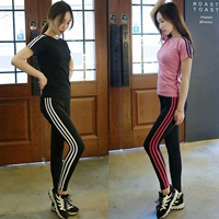 Quần áo tập thể dục yoga áo thể thao nữ Thời trang Hàn Quốc của cơ sở tự luyện tập thể dục chạy bộ quần áo nhanh khô tay áo thun thảm tập thể dục tại nhà