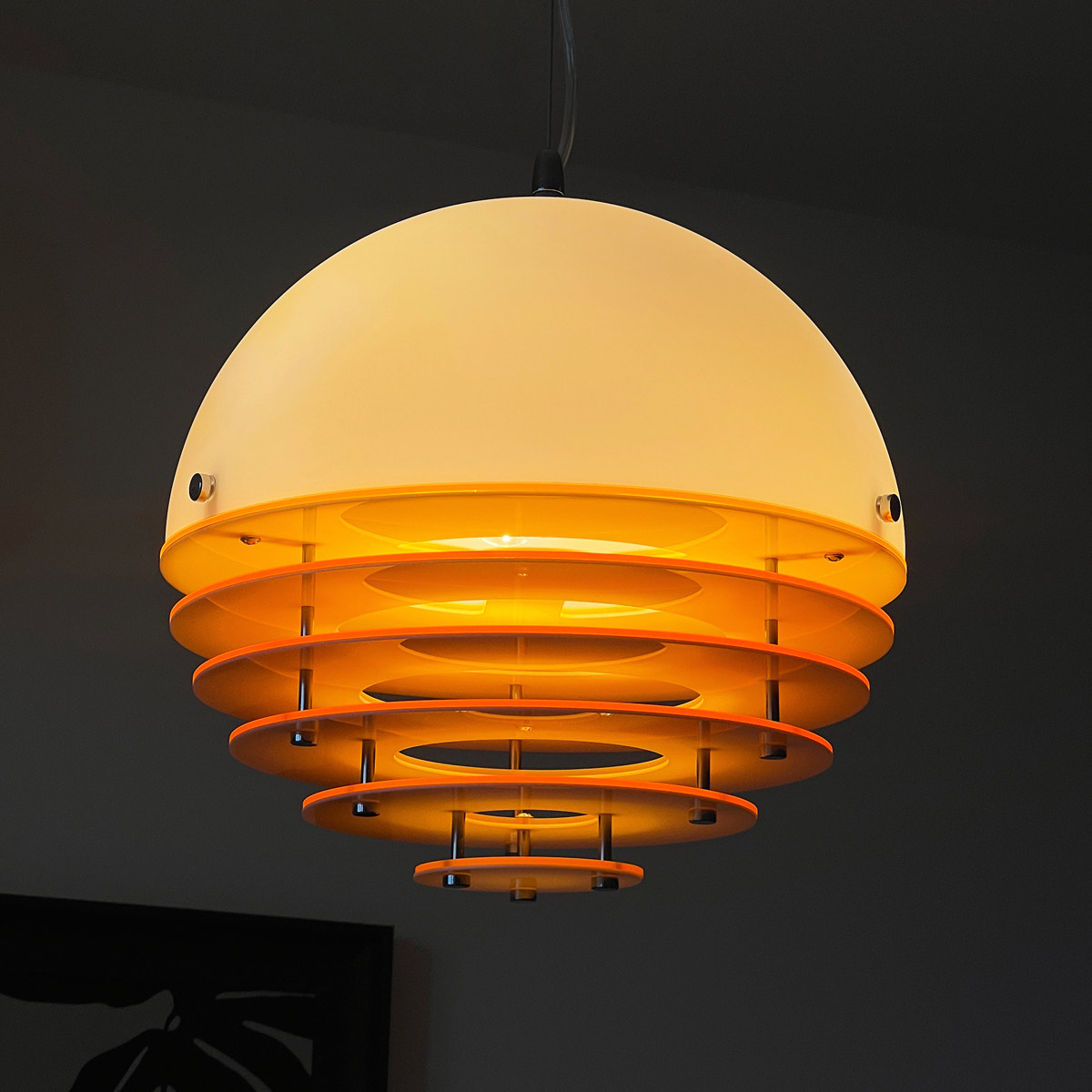 Sunset Vintage Cream-Style Restaurant Chandelier Bauhaus Bar Balcony Lamp Memphis Designer Atmosphere Lamp