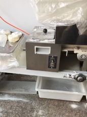 Переработке риса оборудование 电动撒粉机面粉淀粉石膏粉滑石粉撒粉机电动撒粉盒撒粉箱自动撒粉