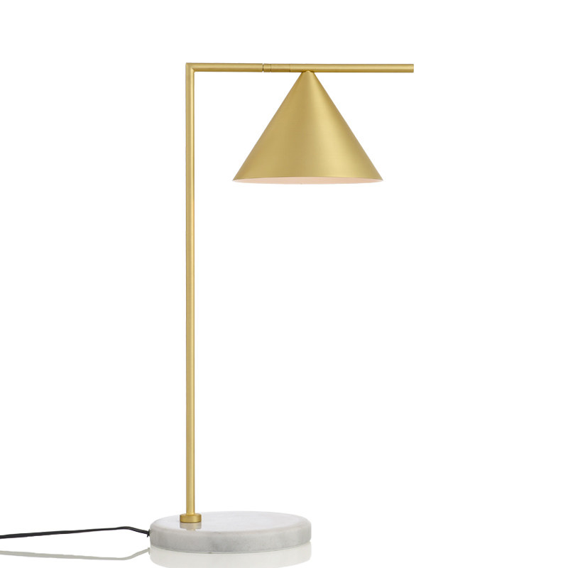 Nordic metal table lamp simple and warm living room bedroom bedside lamp personality fashion hotel study rotating decorative lamp