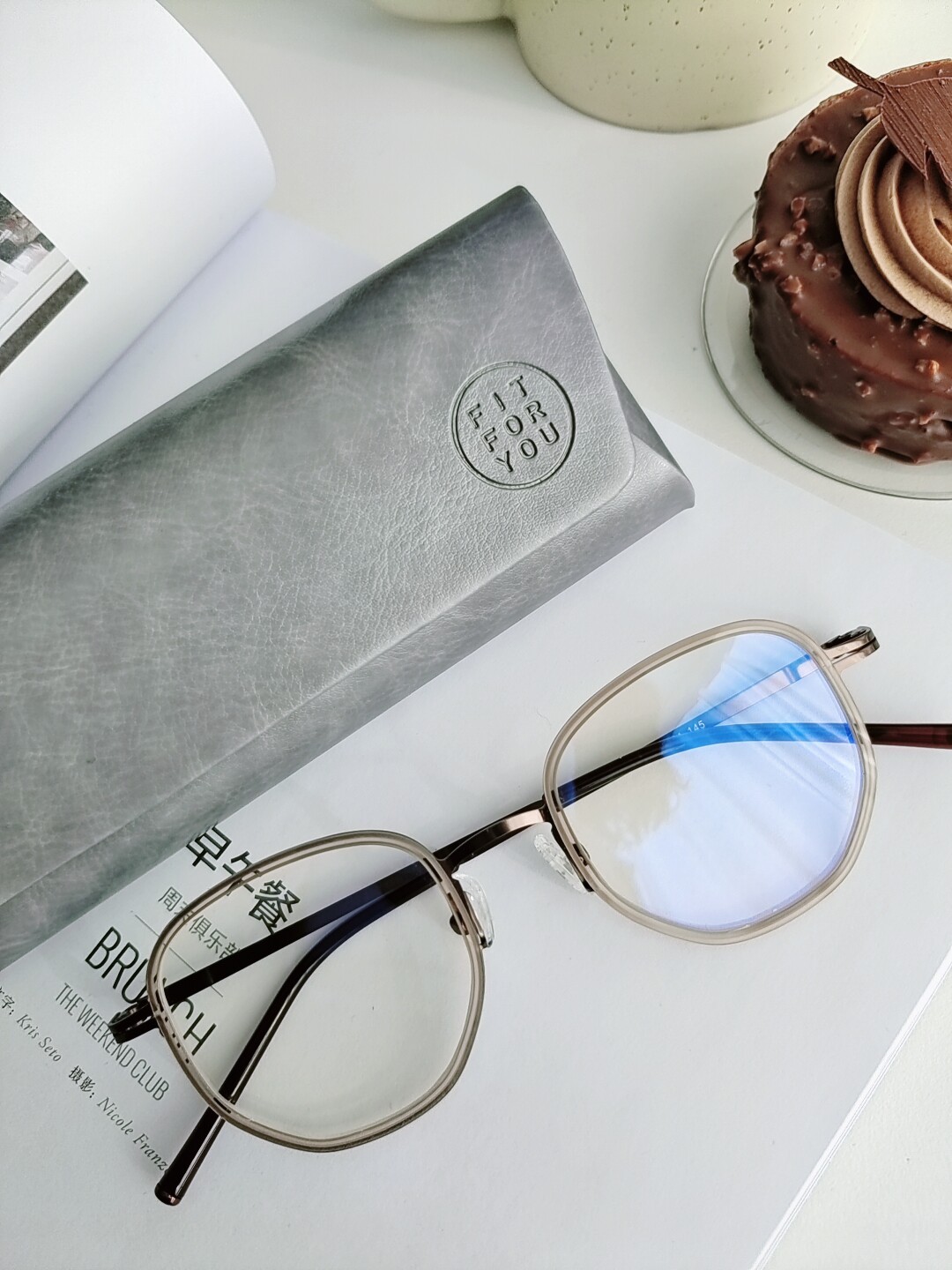 Japanese glasses box women's anti-pressure light portable car high-end creative sun sunglasses myopia eye box men's bag