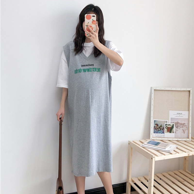 Foreign school maternity dress summer skirt Small pregnant woman summer top Korean version T-shirt Women's medium and long version of pregnant woman T-shirt
