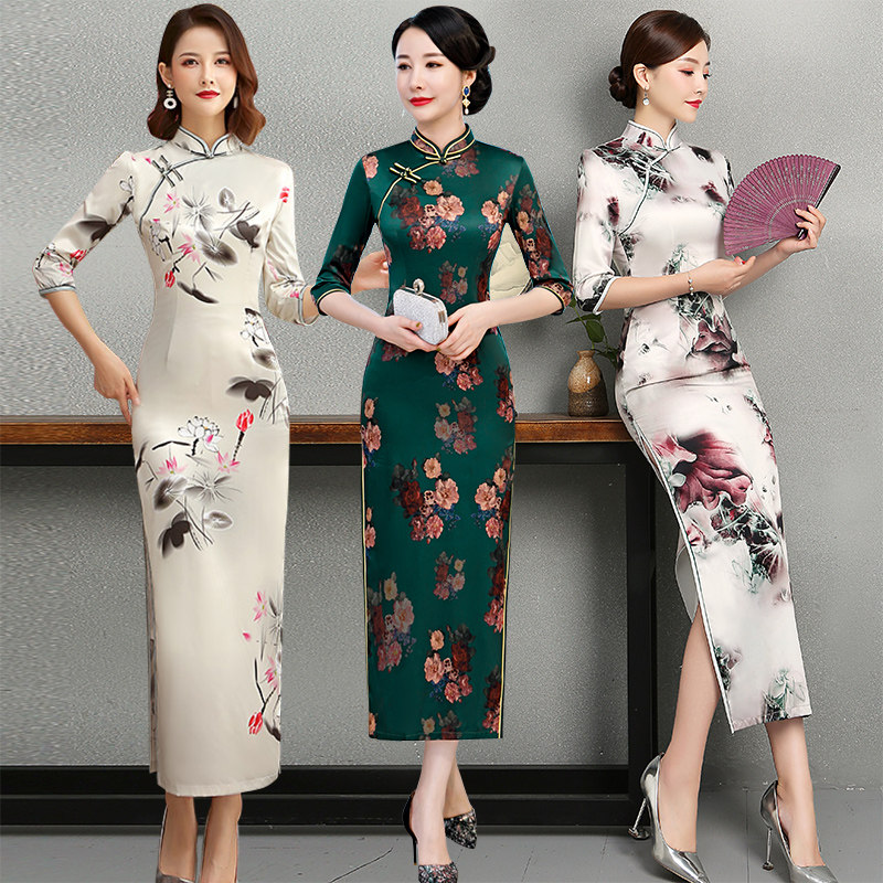 Cheongsam spring and autumn 2021 new women's Chinese style retro long-sleeved catwalk improved version of dress long version temperament