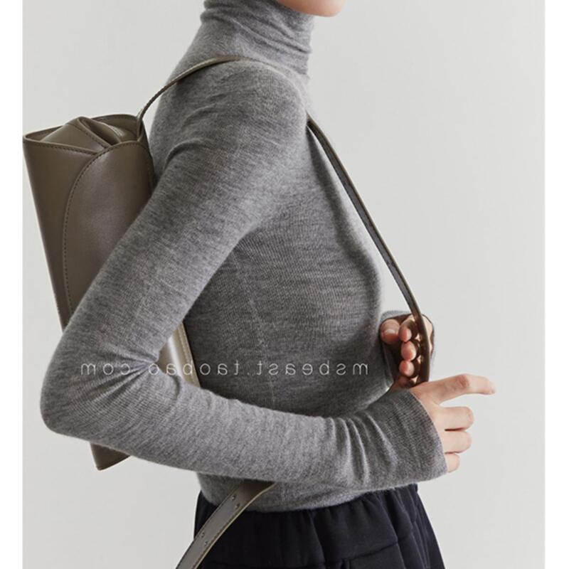 Light Gray Turtleneck Base Shirt for Women, Stylish for Autumn and Winter, Layered with a Stacked Collar Sweater, High-End Slim-Fit Knit Top