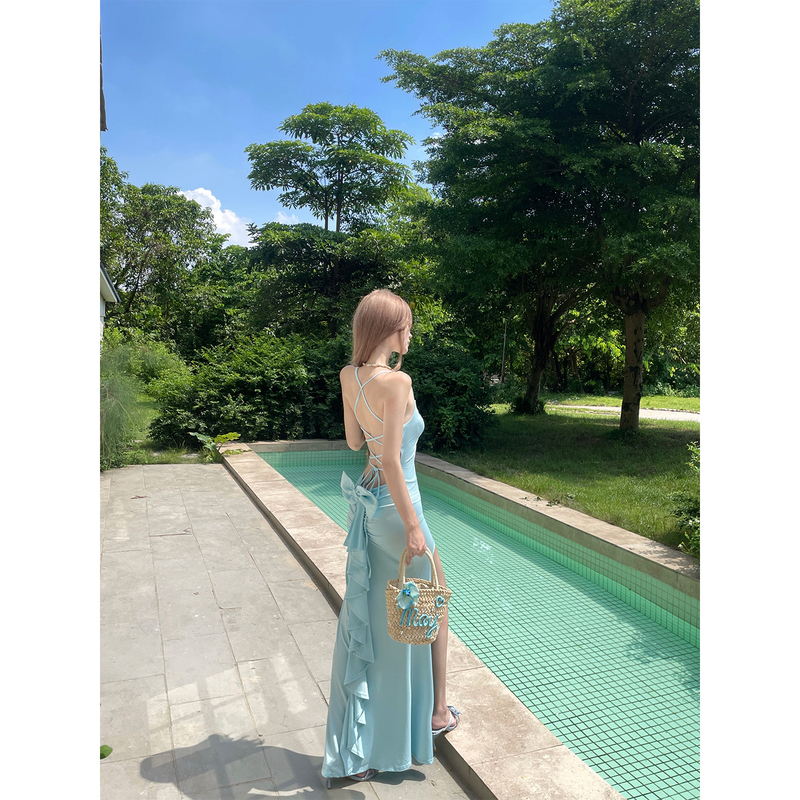 Gege Shop Green Halter Neck Slip Dress with Backless Tie Design and Slit, Long Dress with Seaside Vacation Style Gege Shop Green Halter Neck Slip Dress with Backless Tie Design and Slit, Long Dress with Seaside Vacation Style
