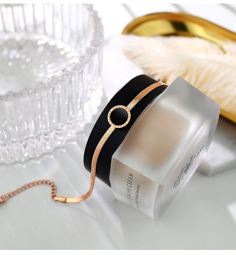 2020 The new Japan-ROK version of titanium steel simplified about rose gold does not drop the color trend Hesse-based temperament fashion handmade woman