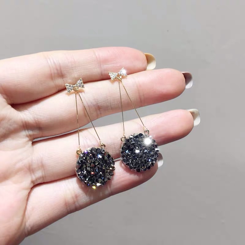 South Korea's new S925 silver needle butterfly knot ear nail fashion 100 lap personality full drill earbuds with trendy ears dresses