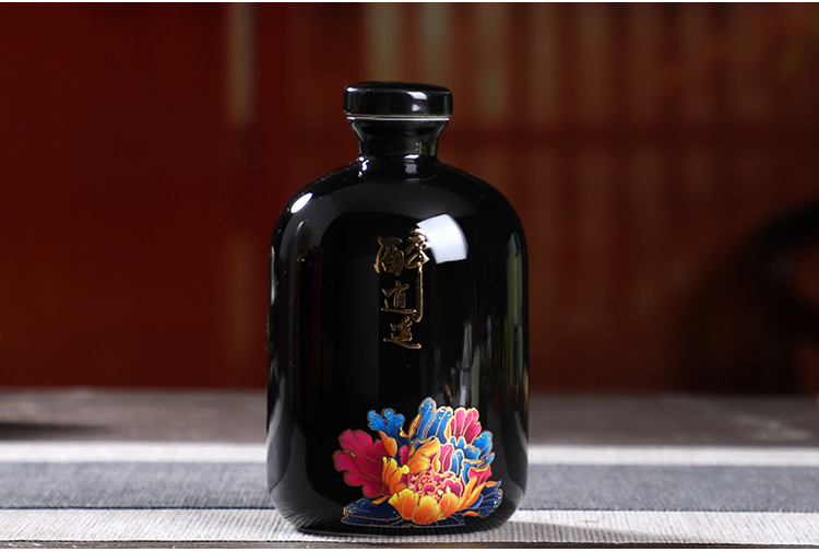 An empty bottle of jingdezhen ceramic Chinese style household seal 1 kg pack bulk wine jug wine utensils wine jars