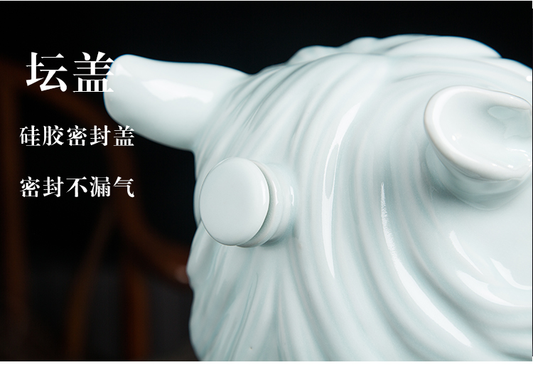 Bottle furnishing articles 12 zodiac jingdezhen ceramic household seal gifts 5 jins of how empty jar jar