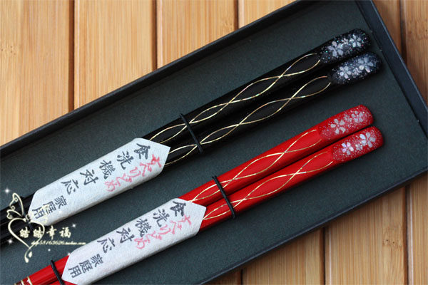 Wedding Gifts Japan Fine Couples Chopsticks Lovers Natural Wood Chopsticks Families With Jade Rabbit Butterfly Cherry Blossom