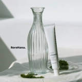 Осветляющий увлажняющий освежающий крем для макияжа содержит никотиновую кислоту, Южная Корея