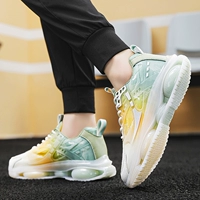 Белый и зеленый