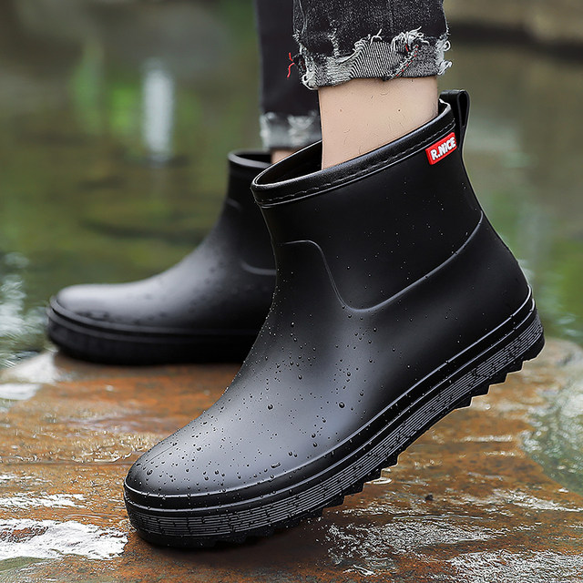 Rain boots men's non-slip waterproof shoes rubber shoes summer 2024 new labor protection shoes work rain boots men's fishing shoes water shoes