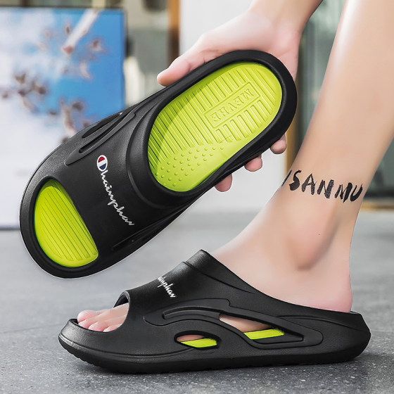 Slippers men's summer trend outside wear sports and leisure non-slip outdoor large size 4546 deodorant stepping on shit feeling beach sandals