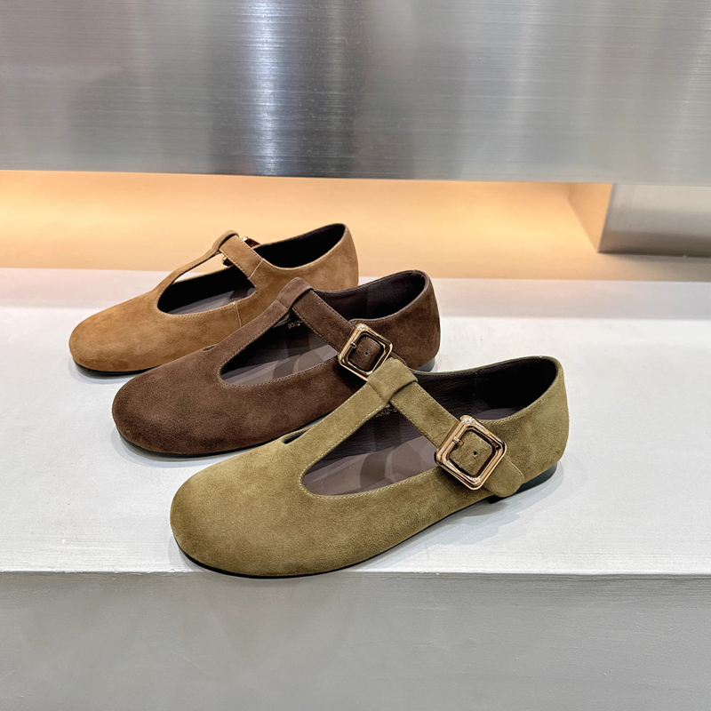 ヨーロッパの女性の靴2025年春の新作レトロスタイルのシングルシューズラウンドトゥTバックルフロストレザーフラットメリージェーンシューズ