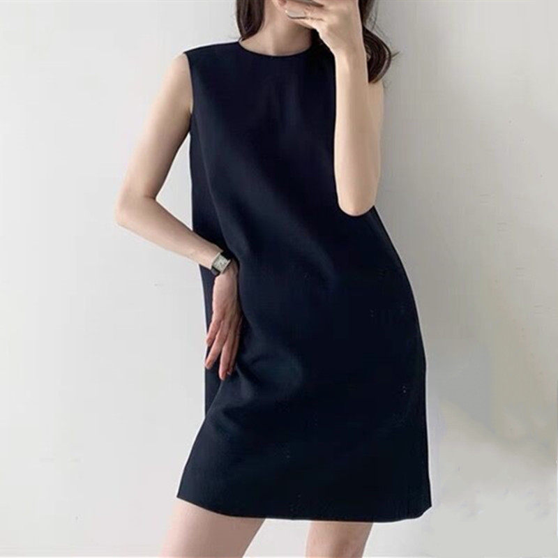 Trendy Sleeveless French-Style Dress for Women in Summer, Korean Version, Commuter Little Black Dress, Hepburn Style, Elegant and Slimming Tank Dress