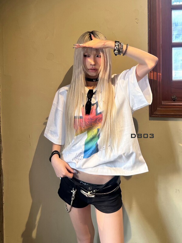 [Official Genuine Product] Panq Space Thermal Printing Rainbow Cross Back Seam Black and White Short Sleeve Tee