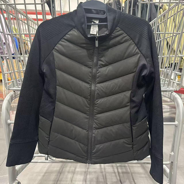 Sam's Club Regart Women's Patchwork down Jacket Is Lightweight, Warm, Slim-Fitting and Flattering