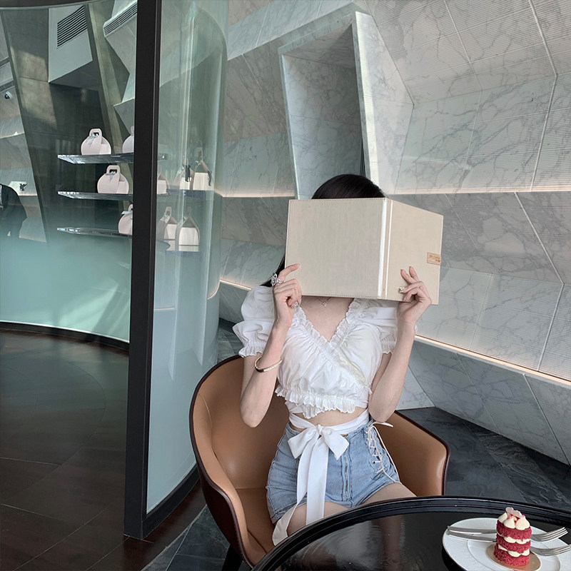 OKMA very fairy sweet and spicy wind top female pure desire design niche white bubble sleeve t shirt short summer