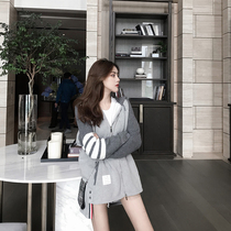 Jacket womens 2021 autumn new hooded outer stitching Korean loose zipper design casual knitted cardigan