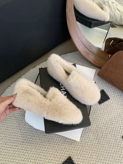Trendy brand inner heightening thick-soled furry shoes Korean style retro plus velvet beanie shoes winter new outer wear round toe cotton shoes for women