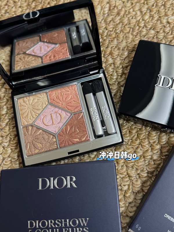In Stock|Dior 2026 Summer Limited Edition New Eyeshadow Palette 670 In Stock|Dior 2026 Summer Limited Edition New Eyeshadow Palette 670