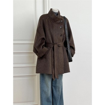 Late winter woolen coat for women in winter 2025 new style woolen coat for small people, unique, super good-looking, thickened short style