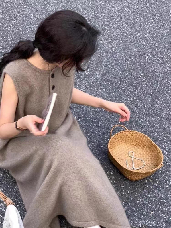 Korean Style Vest Dress for Women 2024 Autumn and Winter New Loose Round Neck Sleeveless Over-The-Knee Sweater Dress with Coat Korean Style Vest Dress for Women 2024 Autumn and Winter New Loose Round Neck Sleeveless Over-The-Knee Sweater Dress with Coat