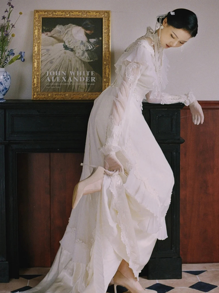 Retro classic lace wedding dress suitable for photo sessions, 80 years, long sleeve, french style, lace dress Retro classic lace wedding dress suitable for photo sessions, 80 years, long sleeve, french style, lace dress