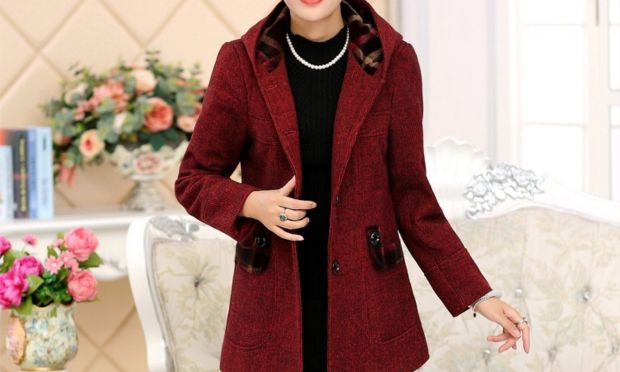 Phụ nữ trung niên mùa thu và mùa đông áo khoác kích thước lớn phụ nữ cao tuổi áo ấm mẹ áo cộng với áo lông áo thun nữ tuổi 40